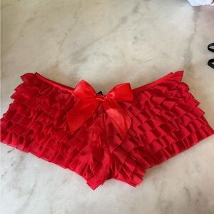 NWT Red Layered Ruffle Bow Shortie Underwear